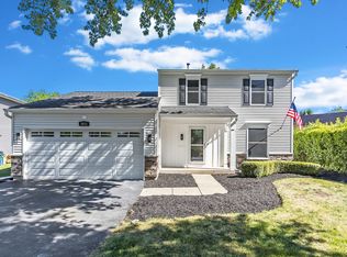 2635 Fieldstone Ct, Aurora, IL 60502