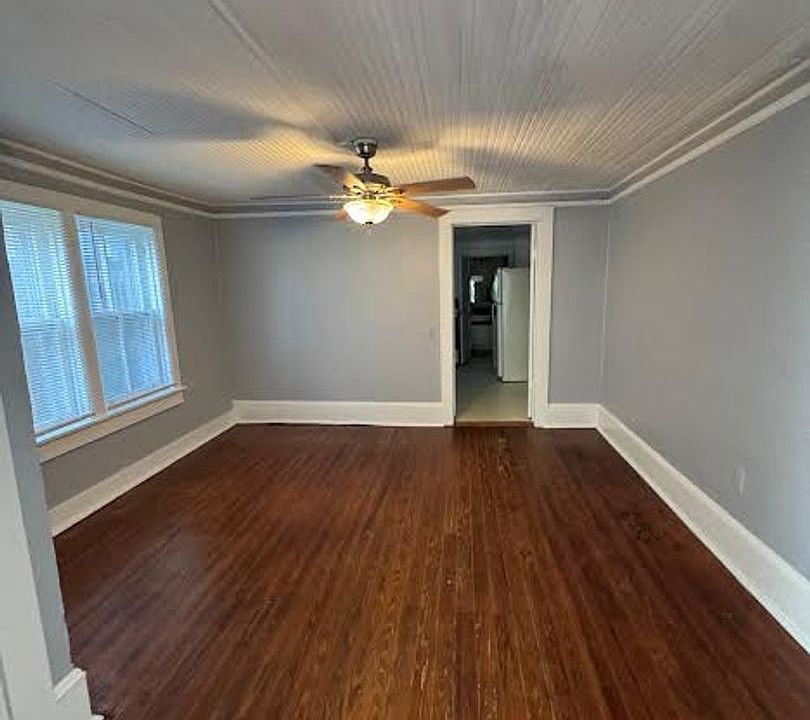 2nd image of 21 Grail St #1