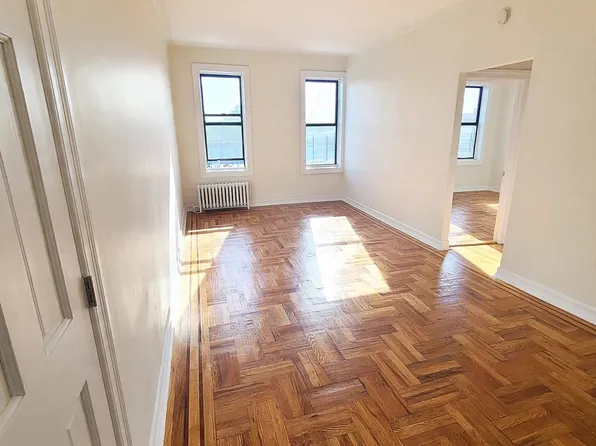 2950 Ocean Avenue image 1 of 5