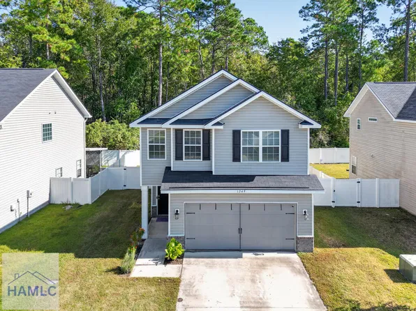 1249 Cypress Fall Cir, Hinesville, GA 31313