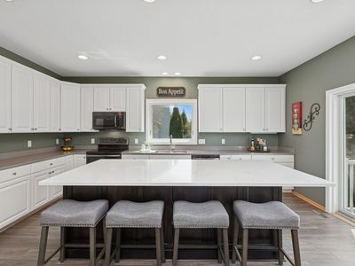 19161 Ismay Path, Lakeville, MN, 55044