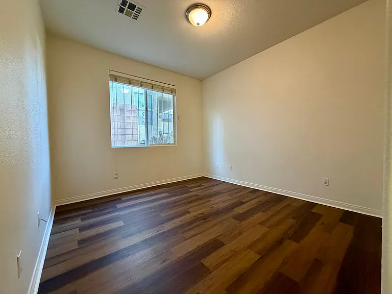 2736 Carolina Blue Ave — Photo 15
