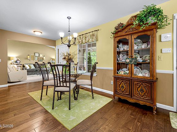 5th image of 2267 Valencia Way