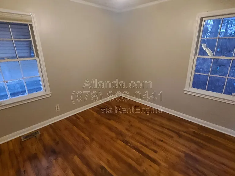 2242 Lawson Way — Photo 23