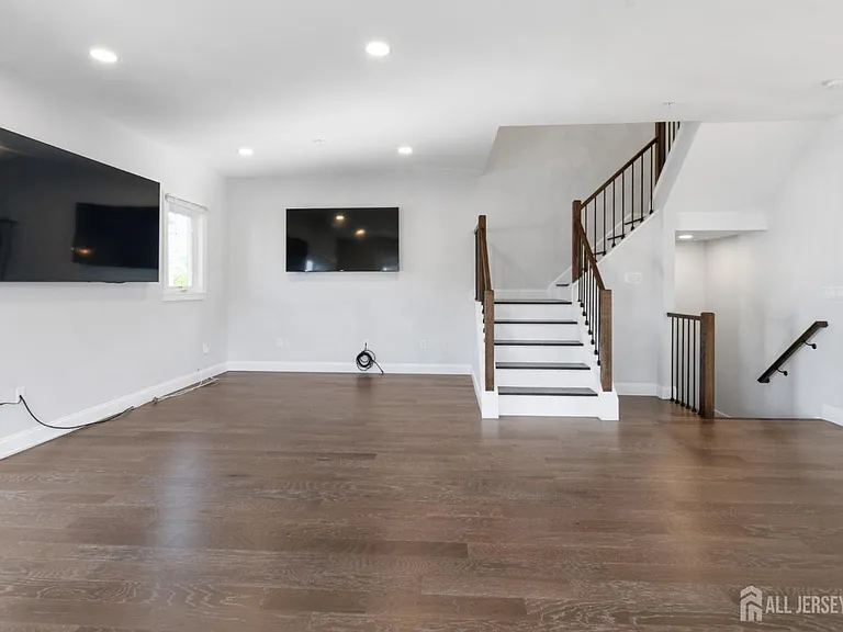 22 Arcadia Pl #B — Photo 4