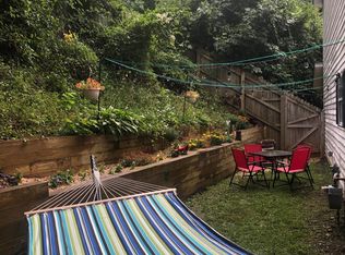 22 Rocking Porch Rd, Asheville, NC 28805