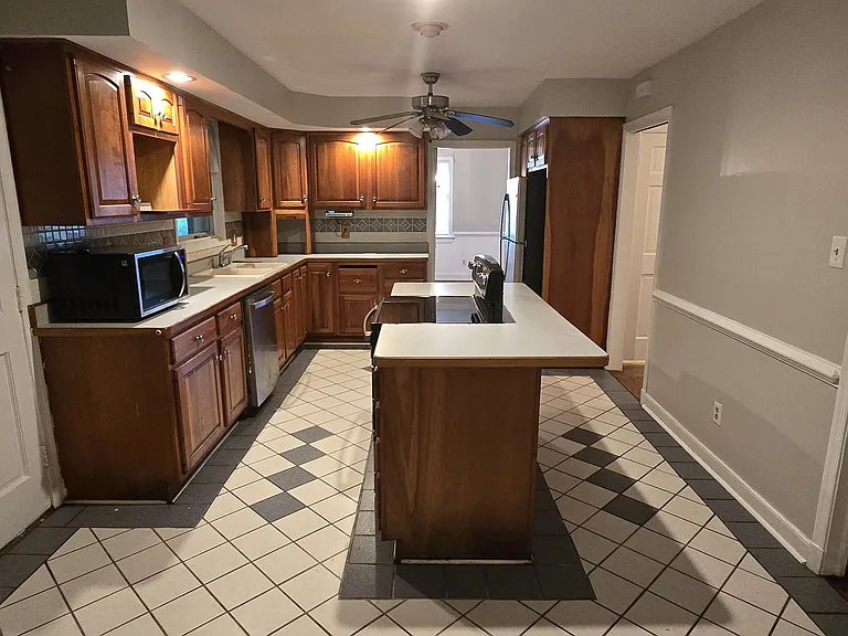 7715 Stonetree Dr — Photo 7