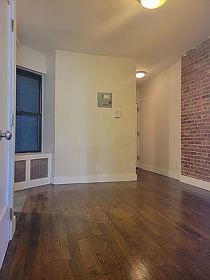 4th image of 548 E 82nd St APT 4A