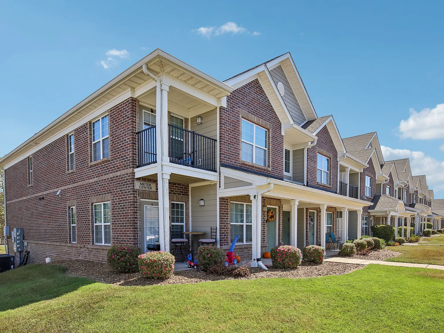 Residences of Gallatin — Photo 2