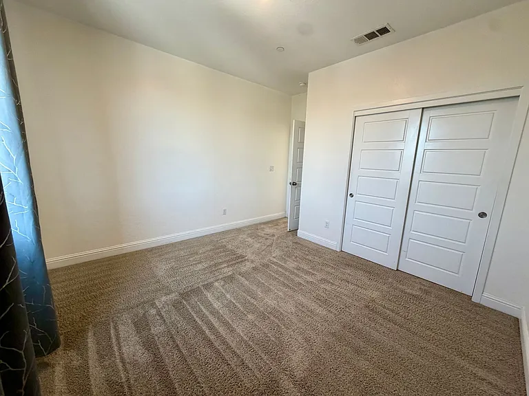 5817 E Truman Ave — Photo 19