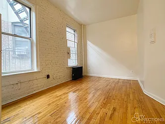 Rented by City Connections Realty