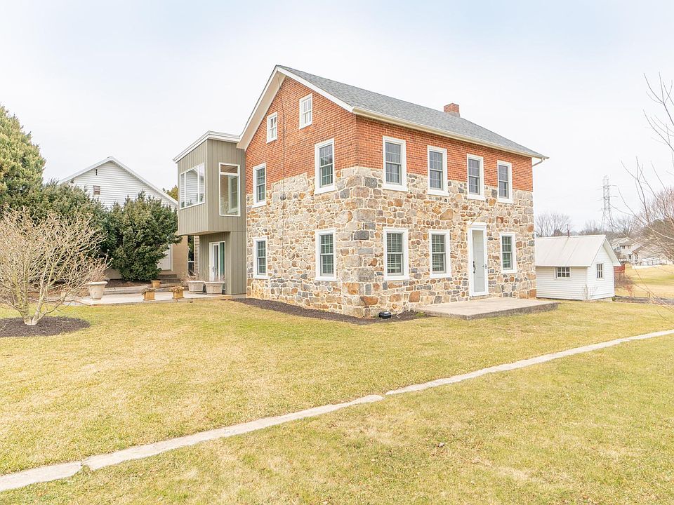 1st image of 2519 Northwood Ave