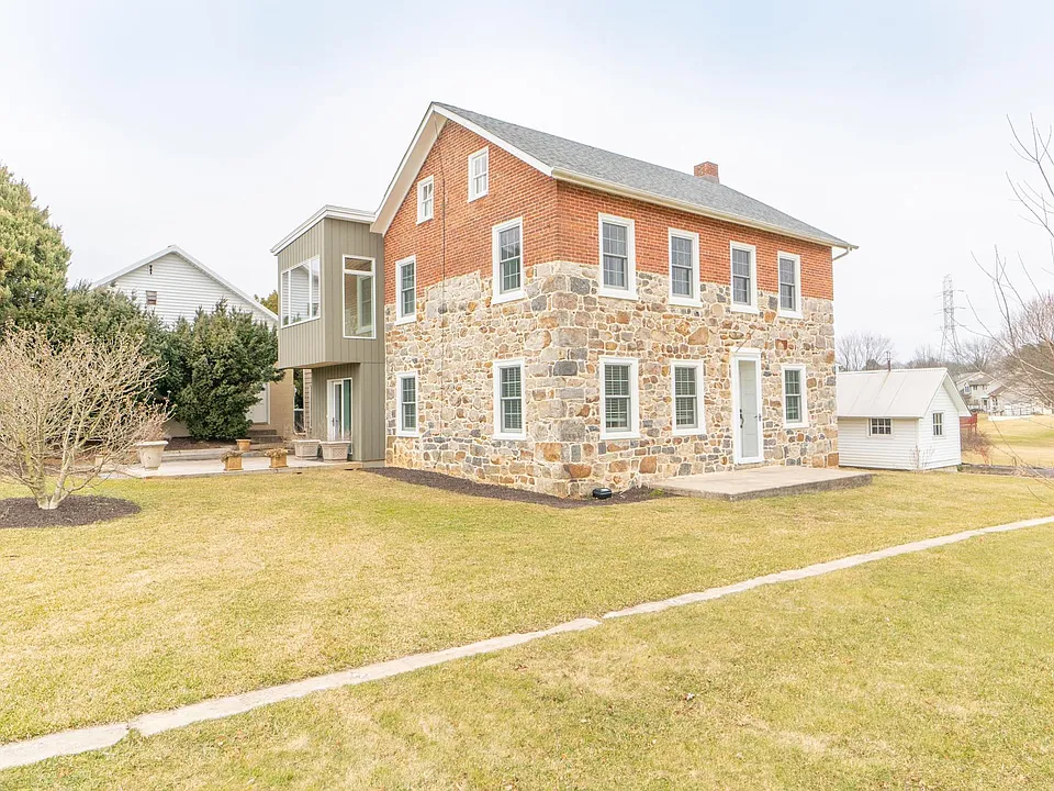 2519 Northwood Ave