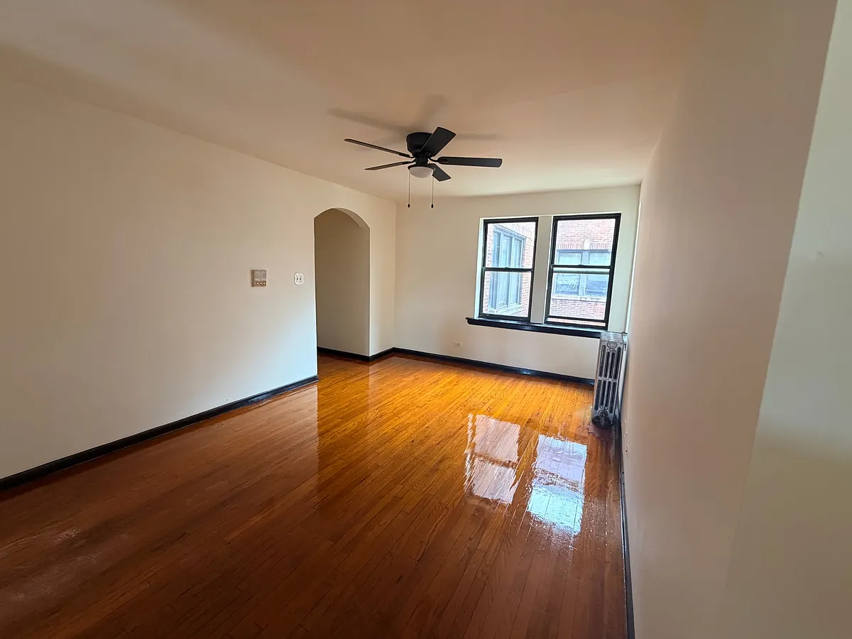 Building Photo - 6820 S Perry Ave #2