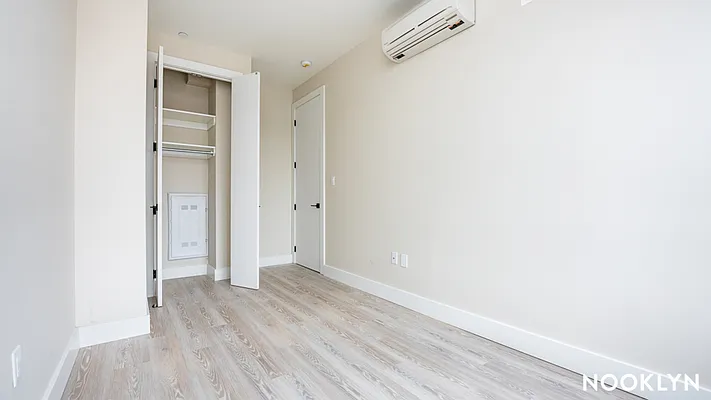 Rented by Nooklyn NYC LLC | media 27