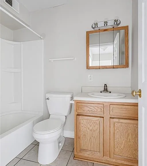 6669 Amsel Ave NE #4 — Photo 10