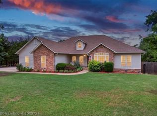 34800 Wolf Trl, Wister, OK 74966