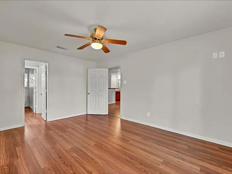1029 Shoreline Dr — Photo 20