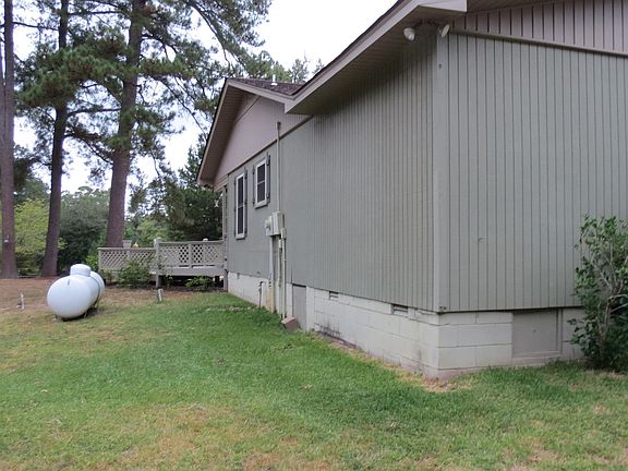 5th image of 160 Clark Ln