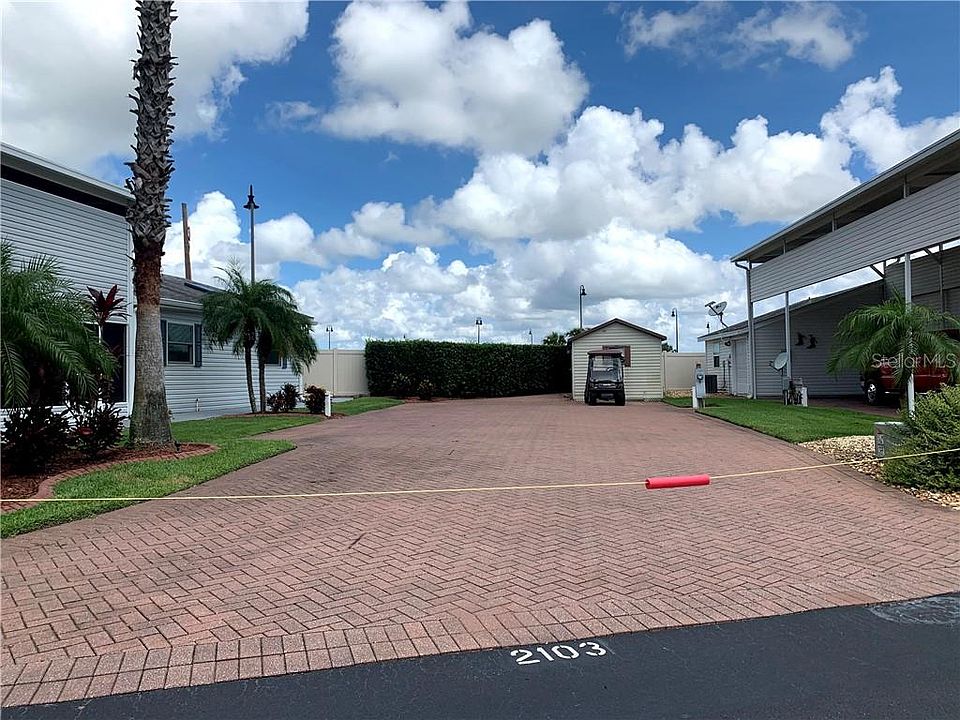 2nd image of 2103 Saint George Dr