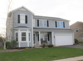 214 White Oak St, Hampshire, IL 60140