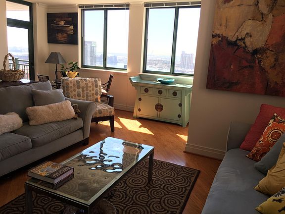 3rd image of 414 Water St Unit 2404
