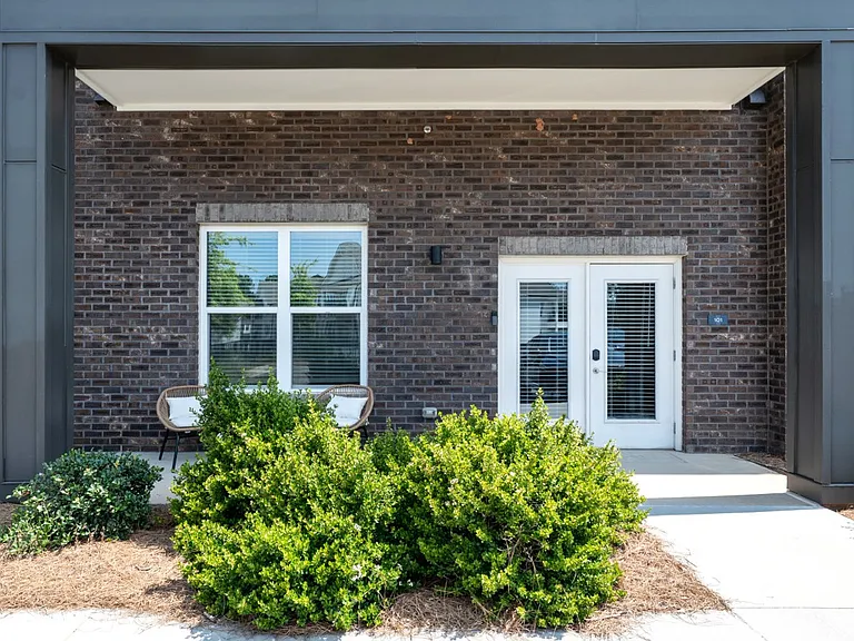 215 Addison Rd #1-ID1604853P — Photo 30