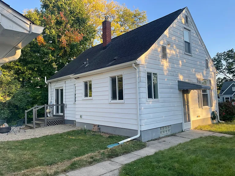 2112 Alice St — Photo 5