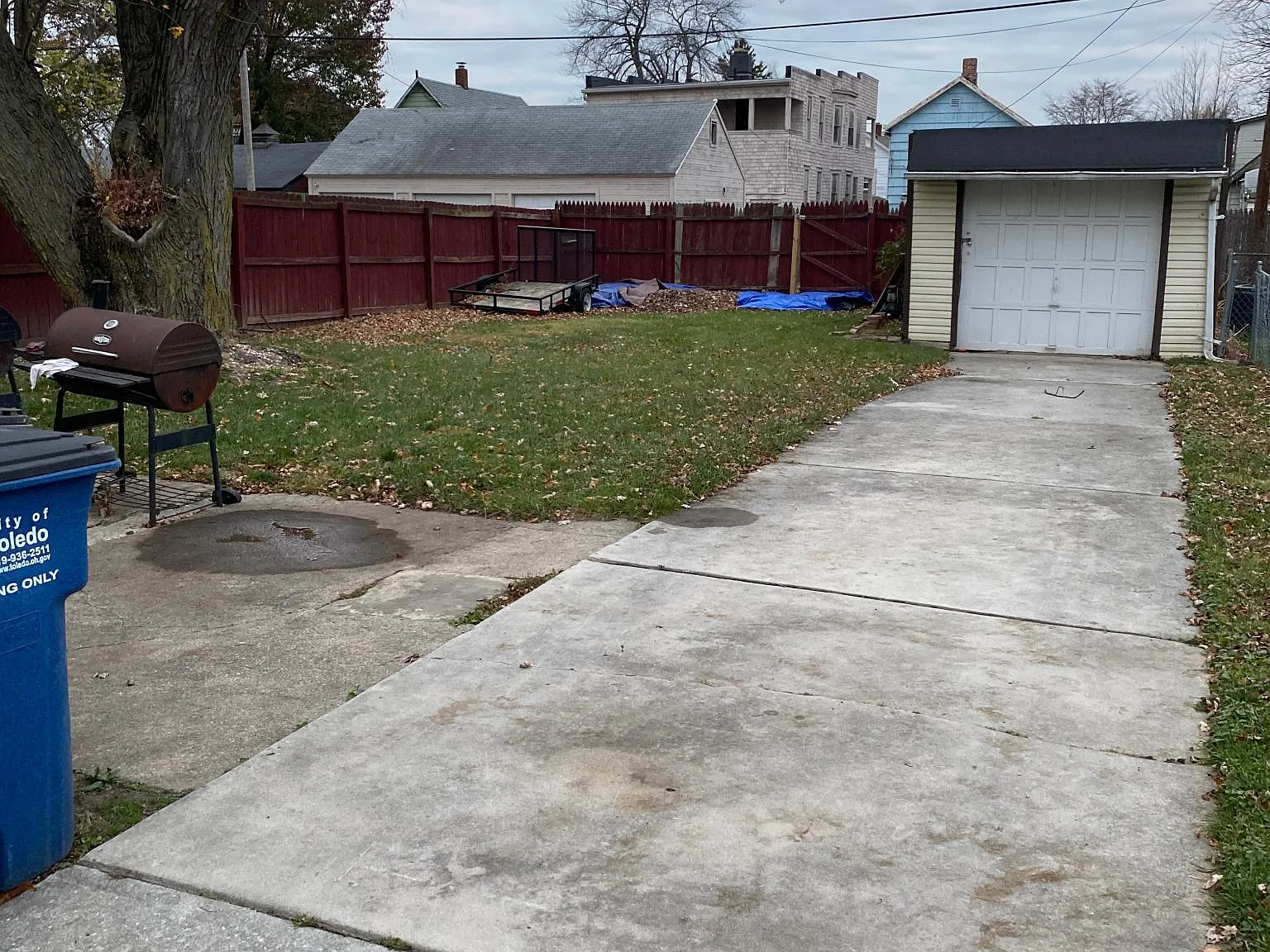 3 bed, 1332 sqft, $1,300 — Photo 2