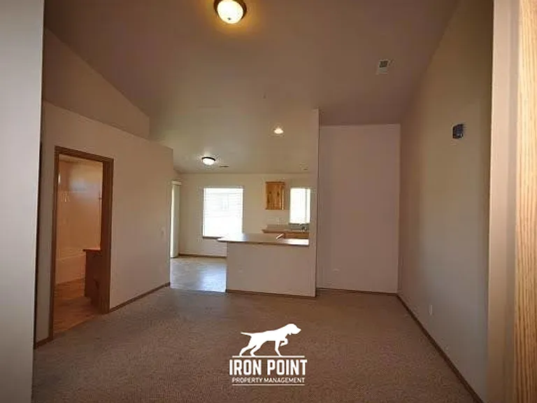 2107 E Whispering Willow Ln — Photo 10