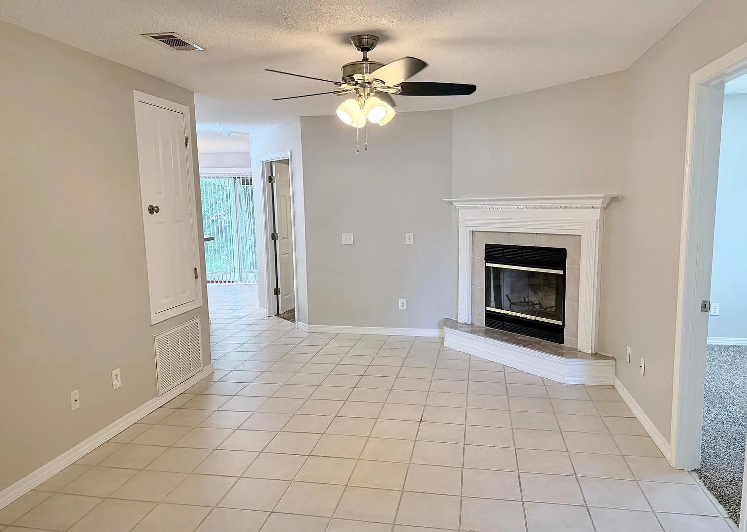 Charming 3-Bedroom Home — Photo 2