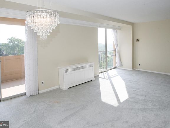 3rd image of 2401 Pennsylvania Ave APT 816