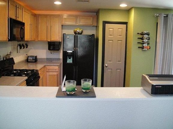 4th image of 1421 Hawaiian Hills Ave