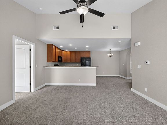 5th image of 4955 Hahns Peak Dr APT 202