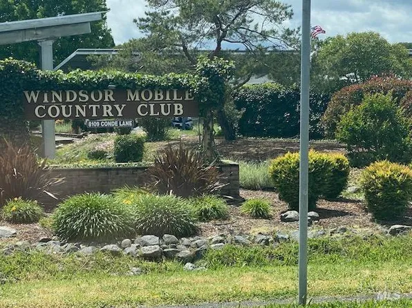 1002 Maple Drive, Windsor, CA 95492