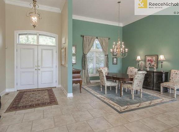 Formal dining