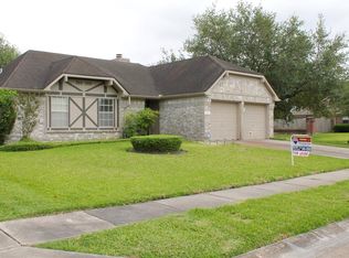 2919 Berlinetta Dr, Pearland, TX 77584