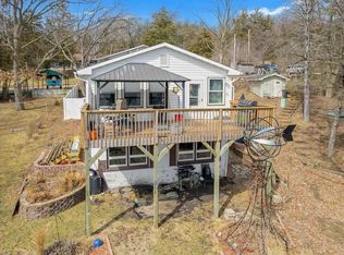 W5823 Lintner Rd, Pardeeville, WI 53954