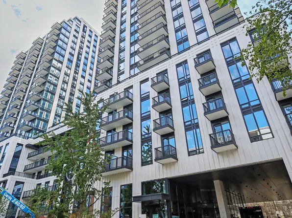 91 Montclair Ave #1508, Toronto, ON M5P 1P5