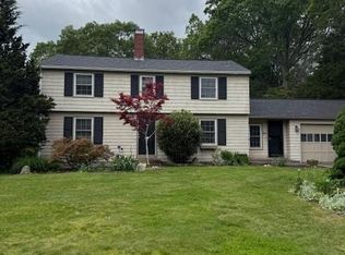 80 Lebaron Dr, East Greenwich, RI 02818