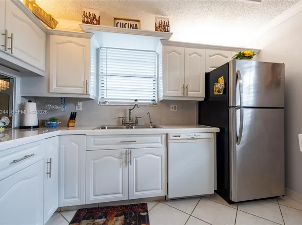 4940 E Sabal Palm Blvd #Ph414, Tamarac, FL 33319