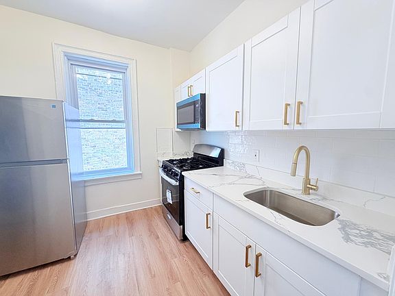 2nd image of 637 Bergen Ave #32R
