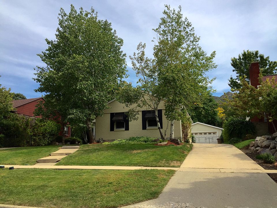 1st image of 1961 S Laurelhurst Dr