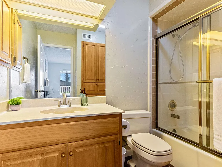 116 Campbell Dr #7 — Photo 8