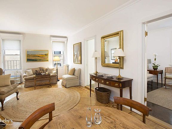3rd image of 55 E 76th St #15