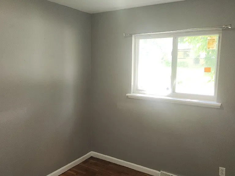 10501 Baron Dr — Photo 12