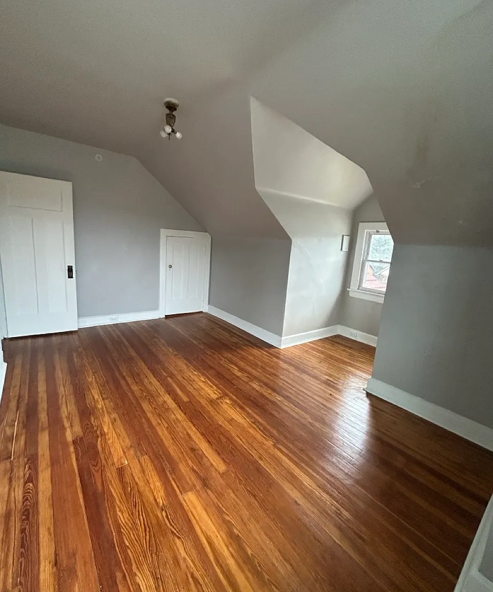 2 bed, 900 sqft, $1,200 — Photo 1