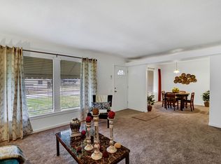 2240 Crandel Dr, Saint Louis, MO 63136