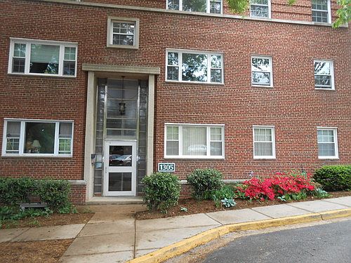1st image of 1305 N Ode St APT 311
