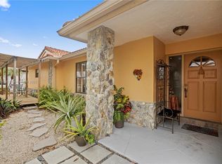 15824 Cotswold Ct, Davie, FL 33331